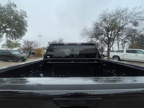 Used 2025 Chevrolet Silverado 1500 LT image 25