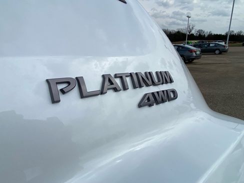 New 2026 Nissan Pathfinder Platinum AWD/4WD image 20