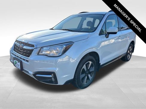 Used 2017 Subaru Forester 2.5i Premium w/ All-Weather Package AWD/4WD image 3