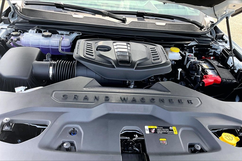 New 2026 Jeep Grand Wagoneer L Limited AWD/4WD image 11