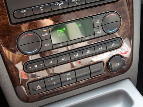 Used 2007 Ford Freestyle SEL image 36