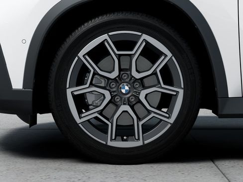 New 2026 BMW X1 xDrive28i AWD/4WD image 7