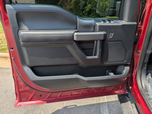 Used 2015 Ford F150 XLT w/ Equipment Group 302A Luxury RWD image 10