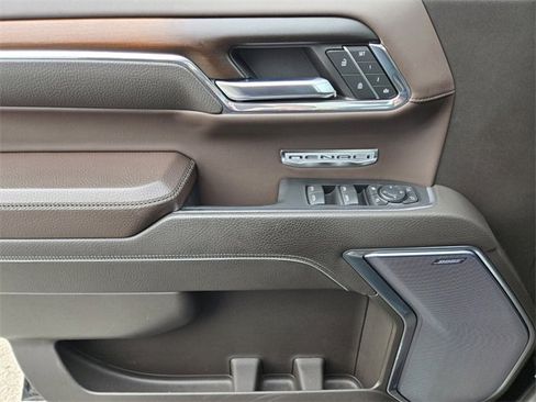 Used 2024 GMC Sierra 1500 Denali image 22