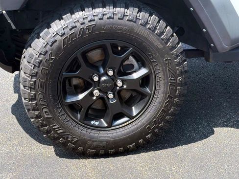 Used 2021 Jeep Wrangler Unlimited Sport AWD/4WD image 5