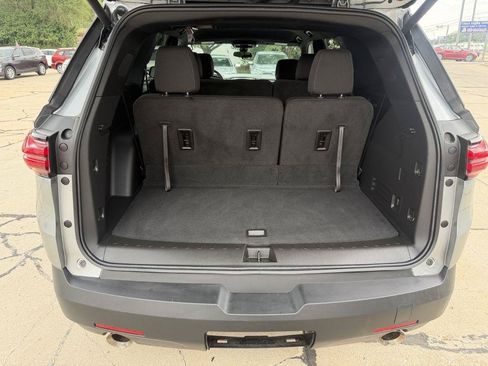 Used 2024 Chevrolet Traverse LT AWD/4WD image 8