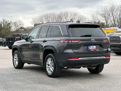 Used 2024 Jeep Grand Cherokee Laredo X w/ Trailer Tow Package AWD/4WD image 13
