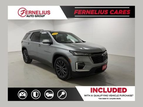 Used 2023 Chevrolet Traverse RS w/ LPO, Cargo Package AWD/4WD image 1