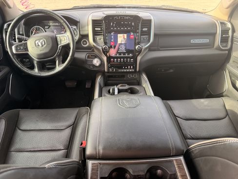 Used 2020 RAM 1500 Laramie RWD image 19