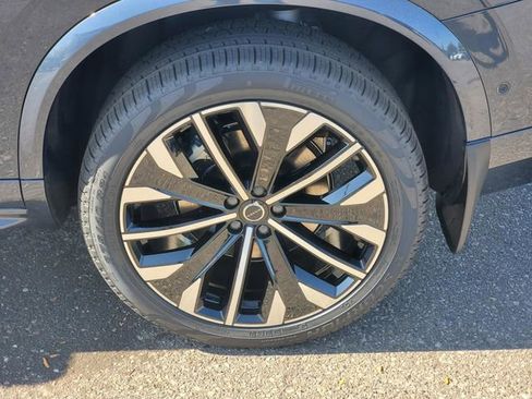 New 2026 Volvo XC90 B6 Ultra w/ Protection Package AWD/4WD image 7