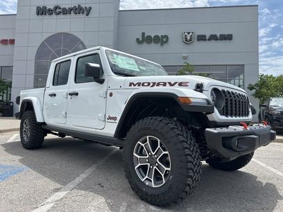 New 2025 Jeep Gladiator Mojave
