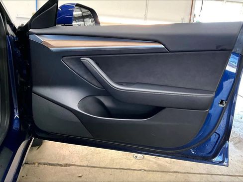 Used 2022 Tesla Model 3 Long Range image 26