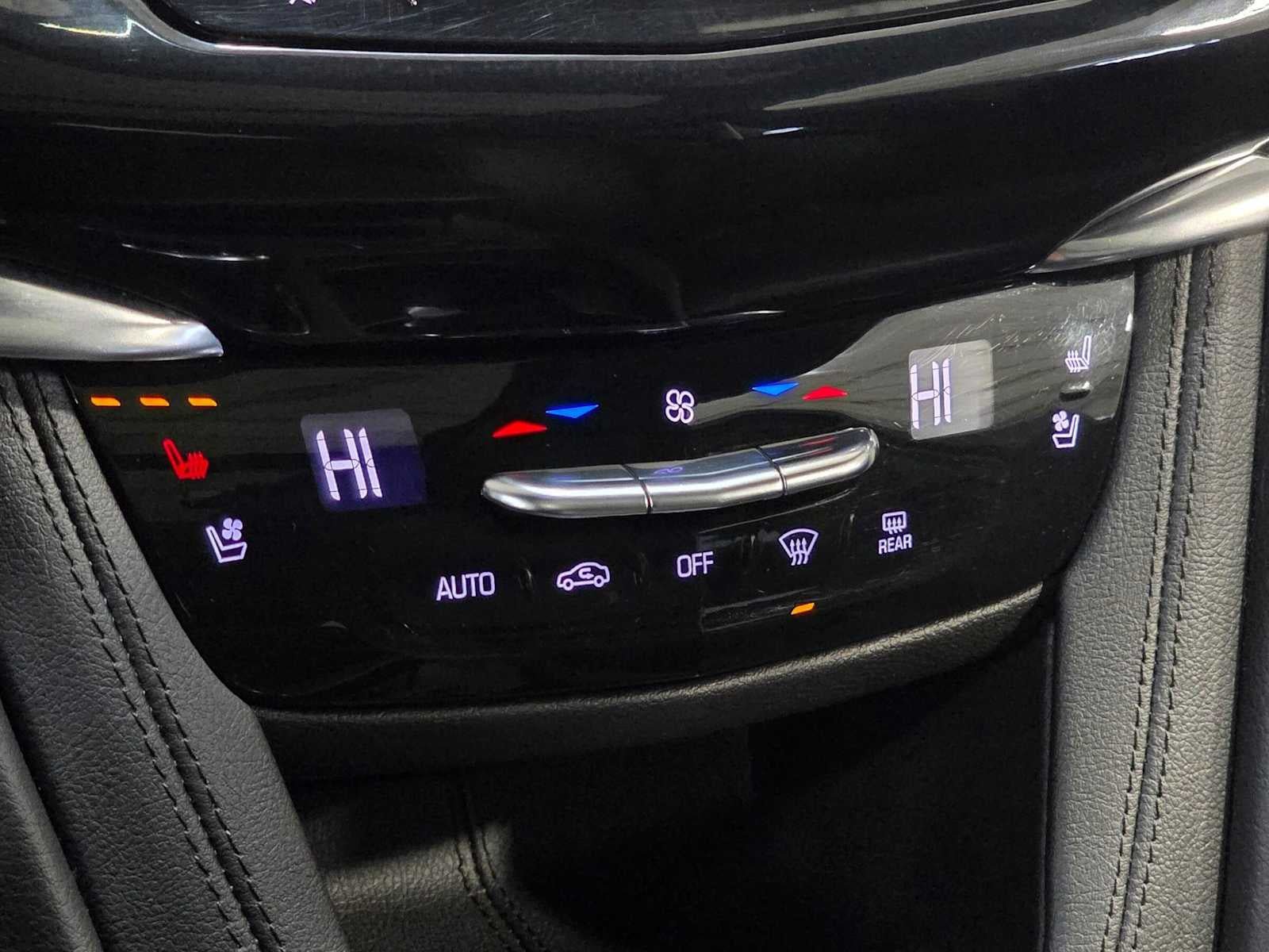 Certified 2020 Cadillac XT6 Sport AWD/4WD image 29