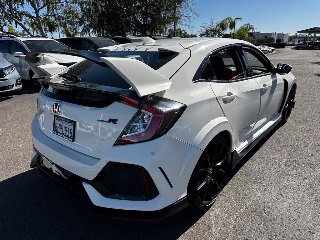 Used 2019 Honda Civic Type R image 8
