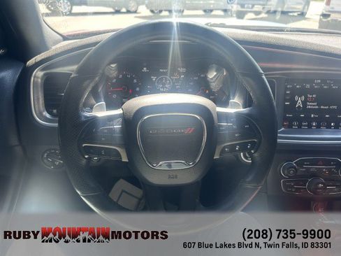 Used 2018 Dodge Charger R/T image 4