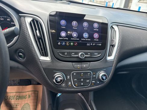 Used 2024 Chevrolet Malibu LT image 24