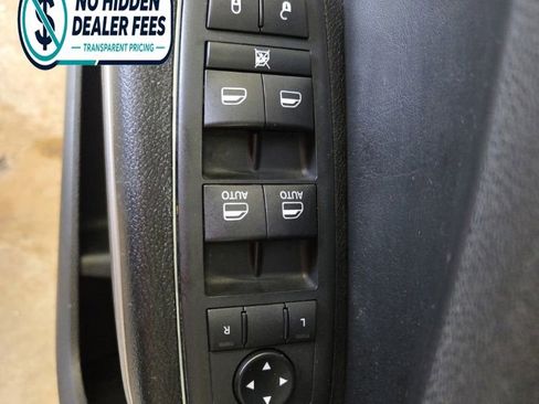 Used 2019 Chrysler 300 Touring w/ Quick Order Package 2EF RWD image 21