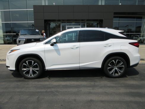 Used 2017 Lexus RX 350 AWD w/ Premium Package image 3