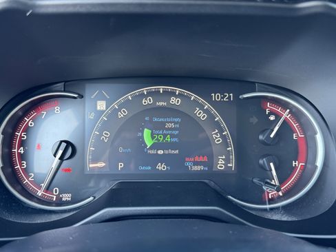 Used 2024 Toyota RAV4 LE image 21