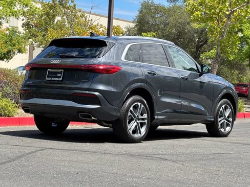 Certified 2025 Audi Q5 Premium w/ Convenience Package AWD/4WD image 7