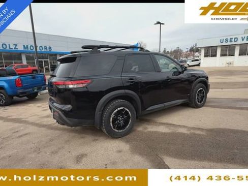 Used 2025 Nissan Pathfinder Rock Creek image 8