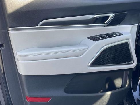Used 2022 Kia Telluride S image 22