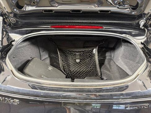 Used 2023 MAZDA MX-5 Miata Grand Touring RWD image 17