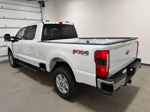 New 2026 Ford F350 XLT w/ XLT Premium Package AWD/4WD image 6