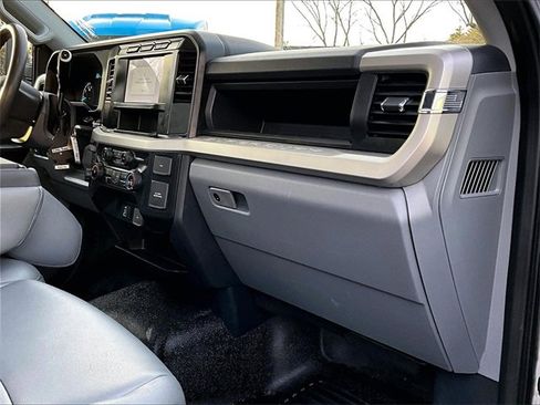 Used 2023 Ford F250 XL w/ FX4 Off-Road Package image 17