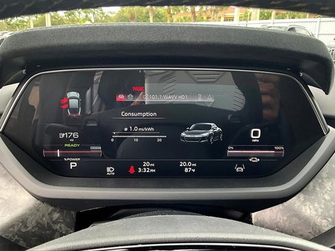 New 2026 Audi RS e-tron GT performance image 25