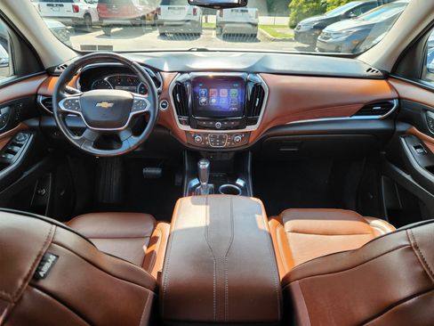 Used 2019 Chevrolet Traverse High Country AWD/4WD image 8