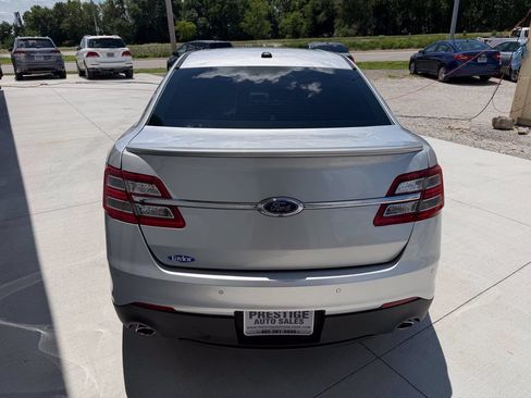 Used 2018 Ford Taurus SEL AWD/4WD image 6