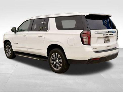 Used 2021 Chevrolet Suburban LT w/ Rear Media and Nav Package image 4