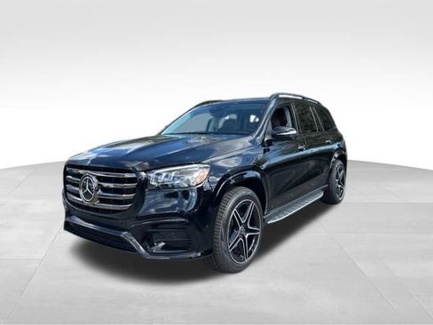 New 2026 Mercedes-Benz GLS 450 4MATIC image 1