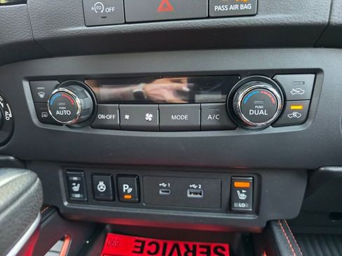 Used 2024 Nissan Frontier PRO-4X w/ Pro Premium Package image 23