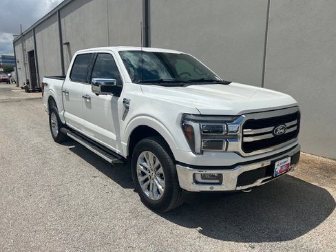 Used 2024 Ford F150 Lariat w/ Bed Utility Package image 5