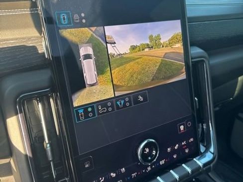 Used 2026 GMC Yukon XL AT4 Ultimate w/ LPO, Floor Liner Package AWD/4WD image 23