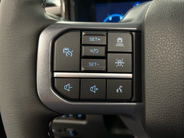 New 2026 Ford F250 Lariat w/ Black Appearance Package AWD/4WD image 25