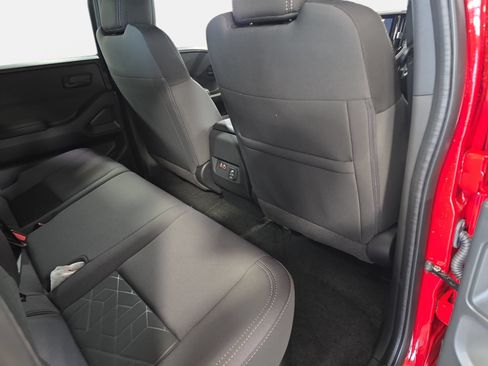 New 2027 Nissan Frontier SV w/ SV Convenience Package AWD/4WD image 11