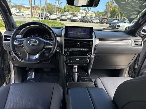 Used 2023 Lexus GX 460 Premium image 37