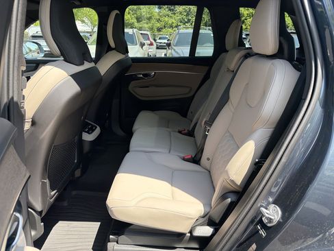 Used 2026 Volvo XC90 B6 Plus w/ Protection Package Premier image 32