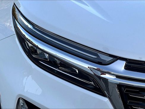 Certified 2024 Chevrolet Equinox Premier image 31