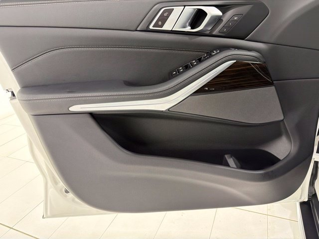 Certified 2024 BMW X5 xDrive40i AWD/4WD image 10