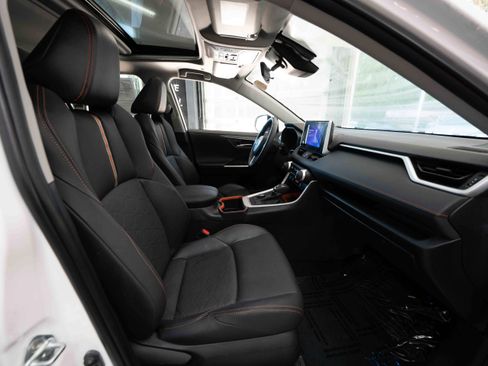 Used 2024 Toyota RAV4 Adventure w/ Convenience Package image 27