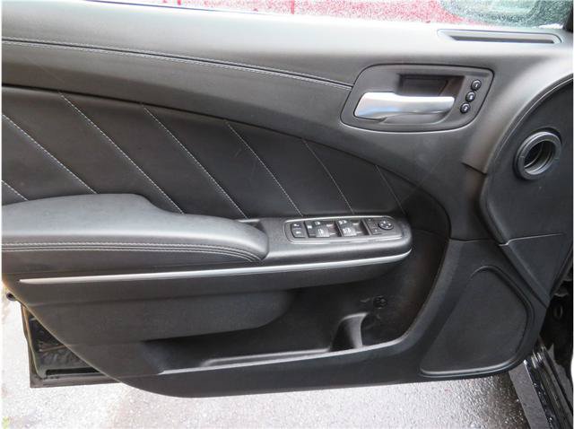 Used 2022 Dodge Charger Scat Pack w/ Plus Group RWD image 12