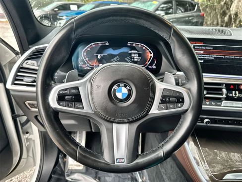 Used 2022 BMW X5 xDrive40i w/ M Sport Package image 15