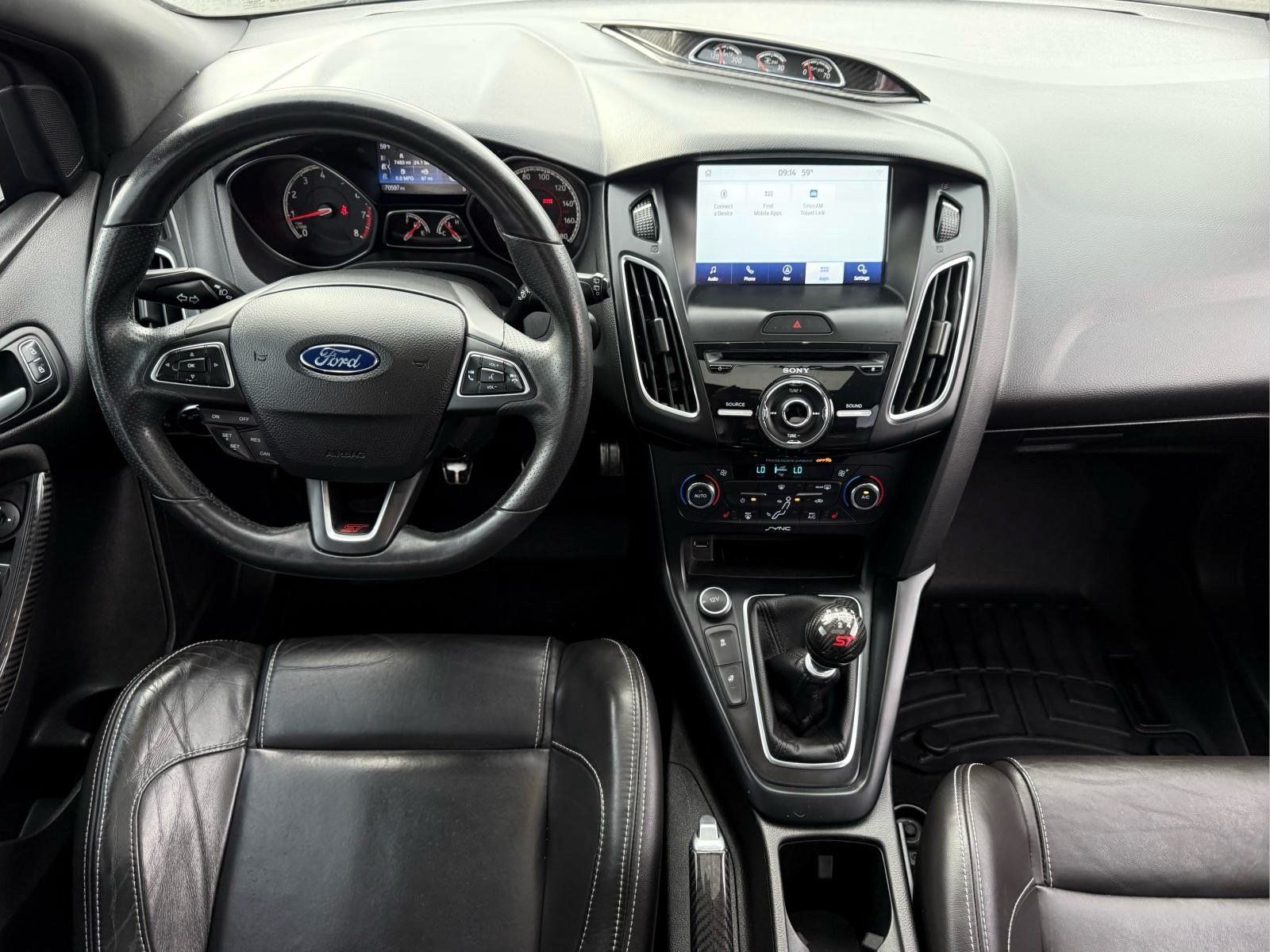 Used 2017 Ford Focus ST w/ Equipment Group 402A FWD image 19