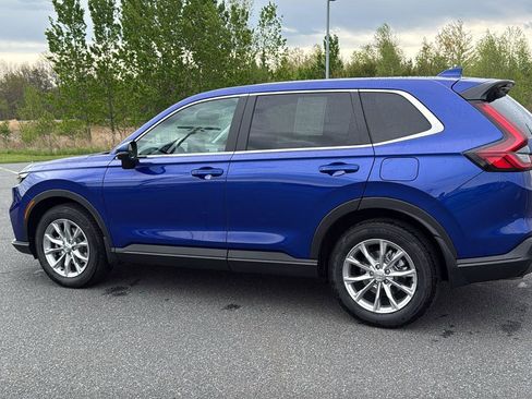 Certified 2023 Honda CR-V EX-L image 9