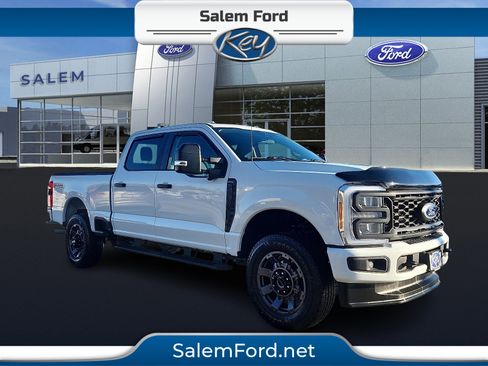 Used 2023 Ford F250 XL w/ STX Appearance Package image 1