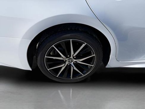 Used 2023 Toyota Camry SE FWD image 23